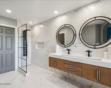 28990 N White Feather Lane - Photo Thumbnail 22