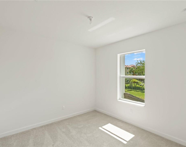 5604 Stradella Drive - Photo Thumbnail 6