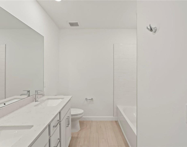 5604 Stradella Drive - Photo Thumbnail 7