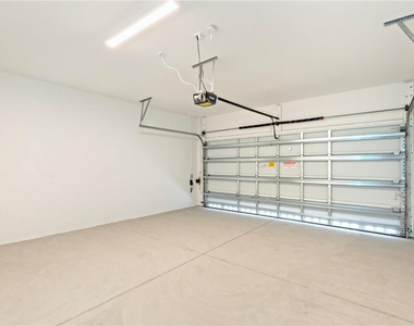 22851 Hillgard Avenue - Photo Thumbnail 12