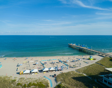 305 N Pompano Beach Boulevard - Photo Thumbnail 24