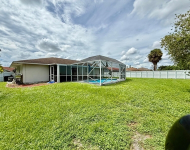 1757 Sw Gemini Lane - Photo Thumbnail 25