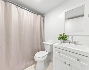 2217 W 69th Street - Photo Thumbnail 18