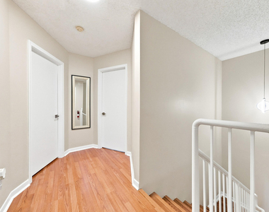 2217 W 69th Street - Photo Thumbnail 15