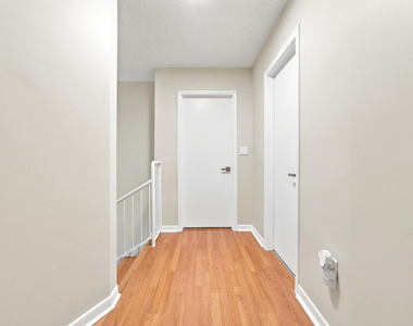 2217 W 69th Street - Photo Thumbnail 11