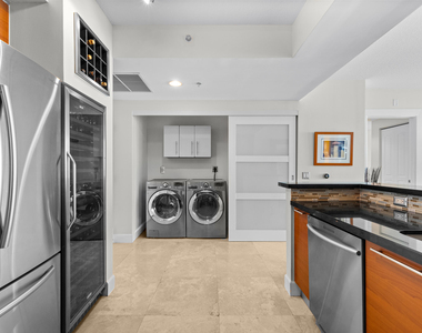 350 Se 2nd Street - Photo Thumbnail 5