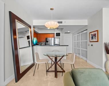 350 Se 2nd Street - Photo Thumbnail 7
