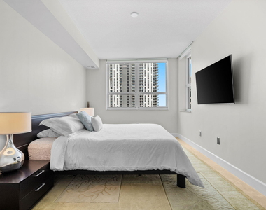 350 Se 2nd Street - Photo Thumbnail 12