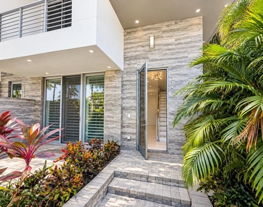 1851 Nw 40th Drive - Photo Thumbnail 1
