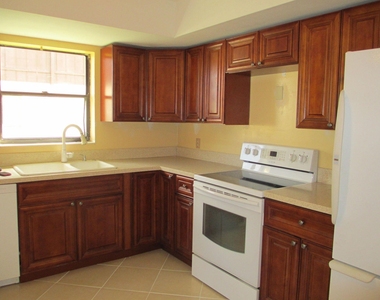 3757 Mil Pond Court - Photo Thumbnail 2