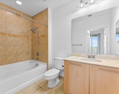 511 Se 5th Avenue - Photo Thumbnail 16