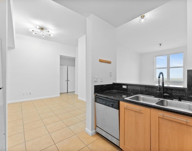 511 Se 5th Avenue - Photo Thumbnail 7