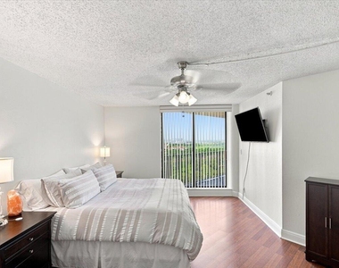 300 Three Islands Boulevard - Photo Thumbnail 18