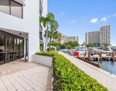 300 Three Islands Boulevard - Photo Thumbnail 40