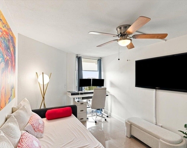 300 Three Islands Boulevard - Photo Thumbnail 23