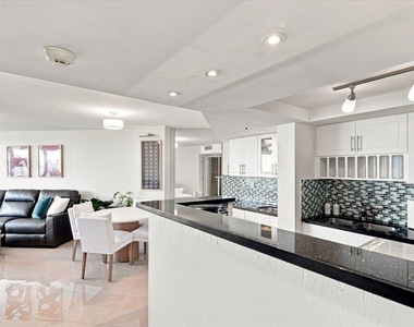 300 Three Islands Boulevard - Photo Thumbnail 9