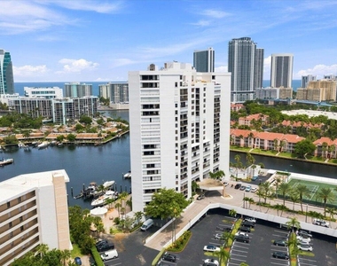 300 Three Islands Boulevard - Photo Thumbnail 46