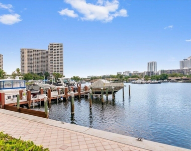 300 Three Islands Boulevard - Photo Thumbnail 38