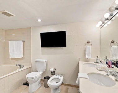 300 Three Islands Boulevard - Photo Thumbnail 21