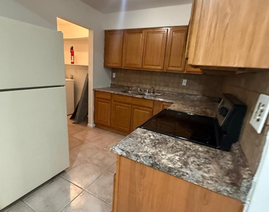 5744 Nw 27th Court - Photo Thumbnail 8