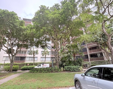 4222 Inverrary Boulevard - Photo Thumbnail 1