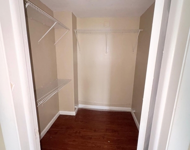 4222 Inverrary Boulevard - Photo Thumbnail 10