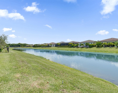 8011 Rowan Terrace - Photo Thumbnail 37