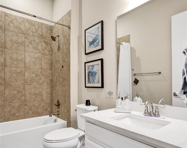 8011 Rowan Terrace - Photo Thumbnail 7