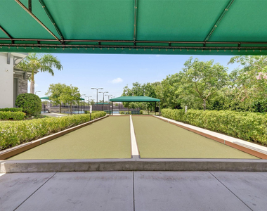 8011 Rowan Terrace - Photo Thumbnail 48
