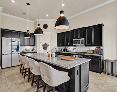 8011 Rowan Terrace - Photo Thumbnail 33