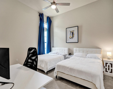 8011 Rowan Terrace - Photo Thumbnail 8