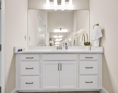 8011 Rowan Terrace - Photo Thumbnail 19