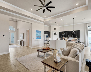 8011 Rowan Terrace - Photo Thumbnail 24