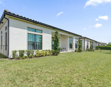 8011 Rowan Terrace - Photo Thumbnail 36