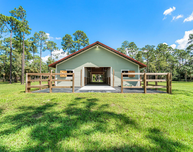 1835 Stallion Drive - Photo Thumbnail 8