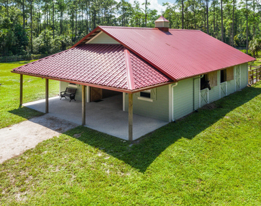 1835 Stallion Drive - Photo Thumbnail 28