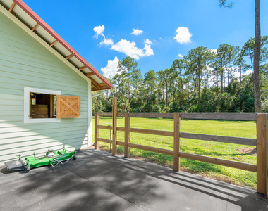 1835 Stallion Drive - Photo Thumbnail 19