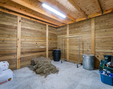 1835 Stallion Drive - Photo Thumbnail 3