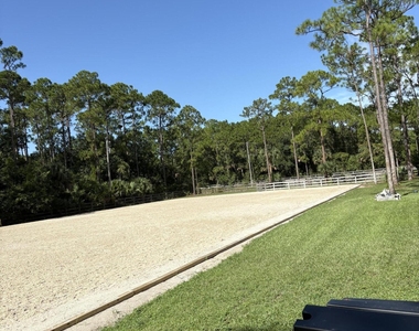 1835 Stallion Drive - Photo Thumbnail 9