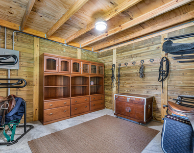 1835 Stallion Drive - Photo Thumbnail 2