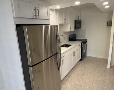 250 174th Street - Photo Thumbnail 4