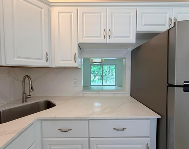 5980 Nw 64th Avenue - Photo Thumbnail 9