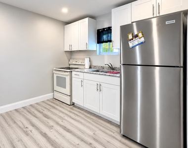 1028 18th Street - Photo Thumbnail 4