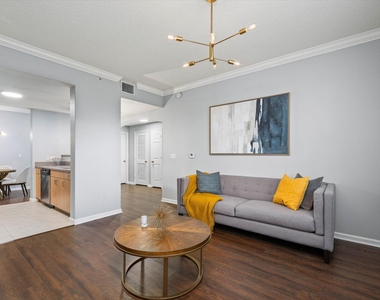 533 Ne 3rd Avenue - Photo Thumbnail 9