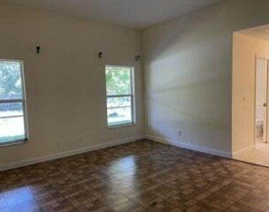 17837 32nd Lane N - Photo Thumbnail 4