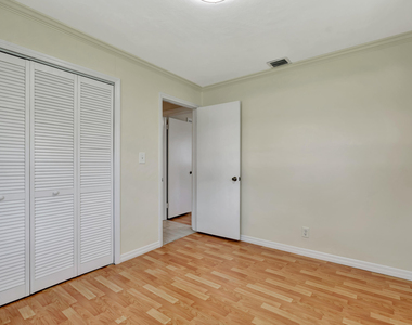713 Gumtree Road - Photo Thumbnail 32