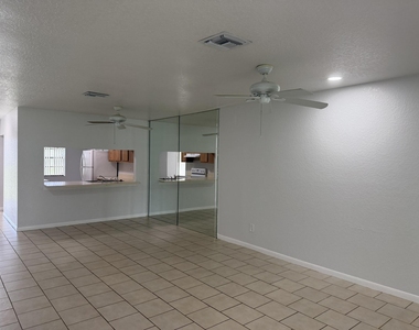 4814 Paulie Court - Photo Thumbnail 4