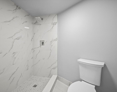 5420 N Ocean Drive - Photo Thumbnail 17