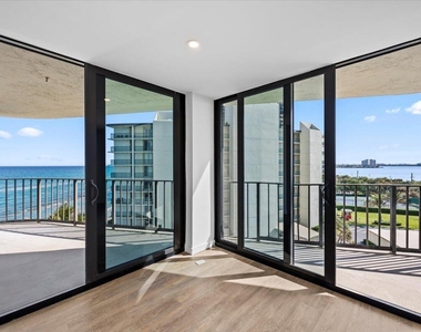 5420 N Ocean Drive - Photo Thumbnail 2
