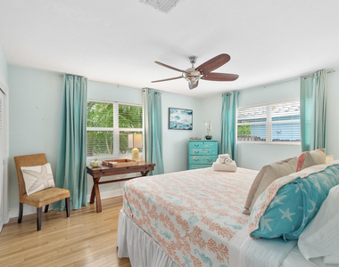 1601 S Palmway - Photo Thumbnail 11